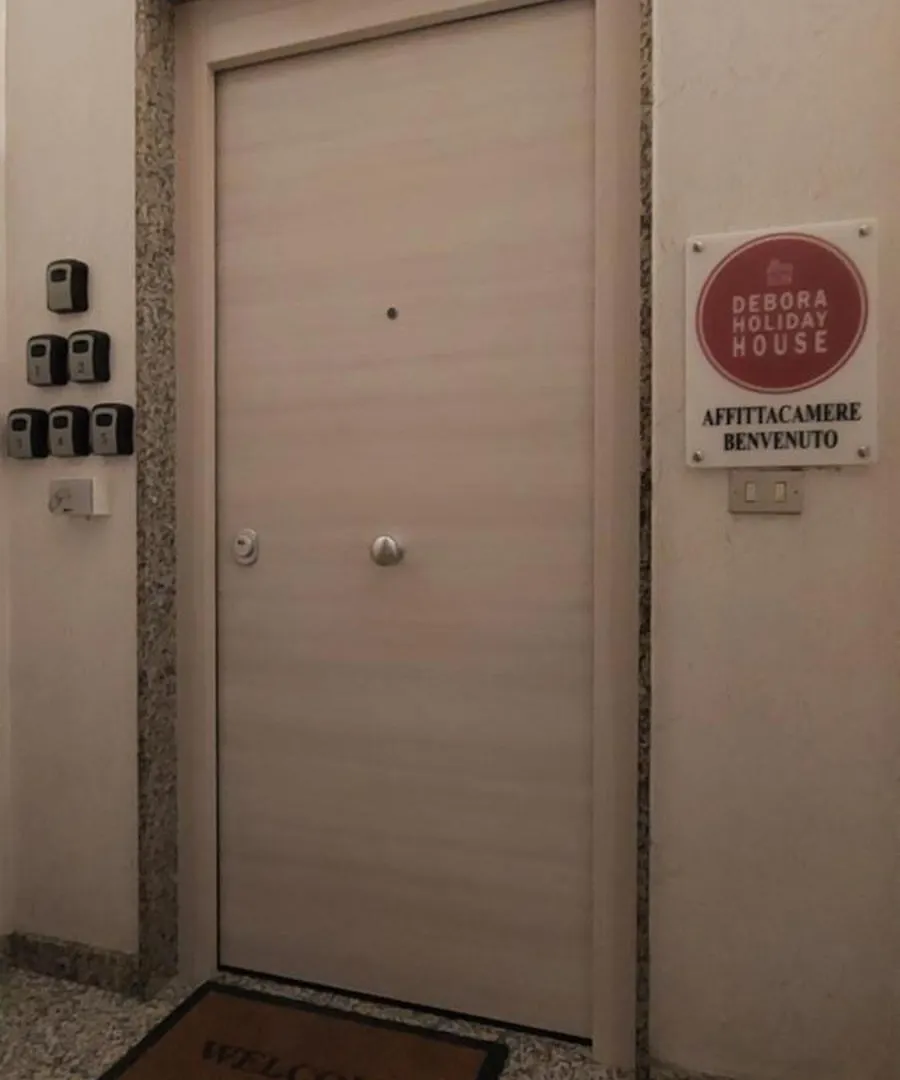 Debora Holiday House Misterbianco Italy
